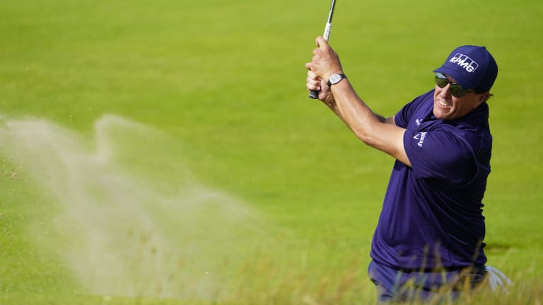 Frustrated Phil Mickelson Tied for Last After 10-Over 80, 2021 British Open Stay Likely to be Short